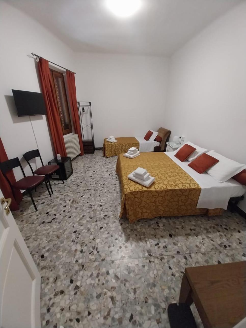 Hotel Montreal Флоренция Экстерьер фото