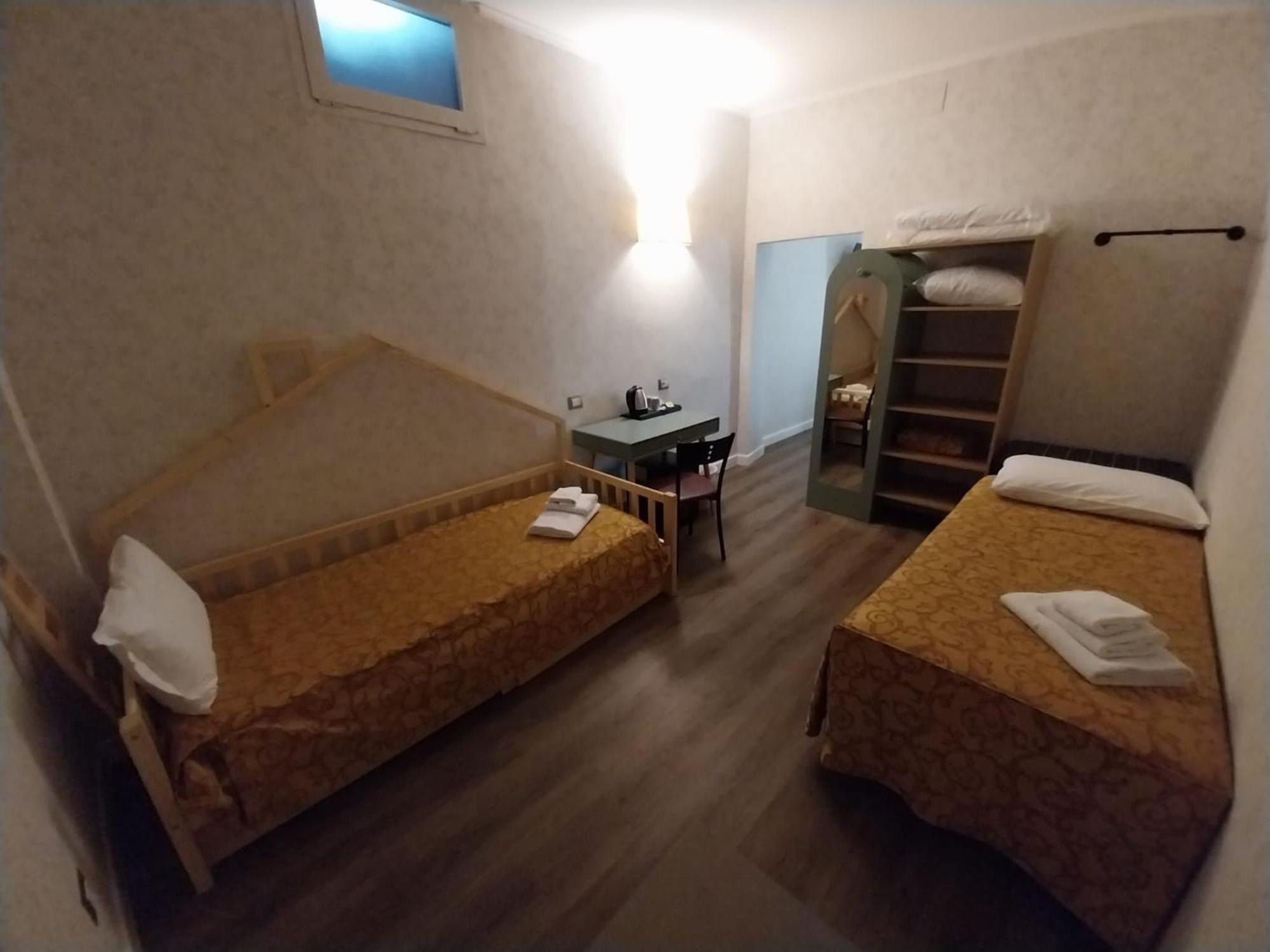 Hotel Montreal Флоренция Экстерьер фото